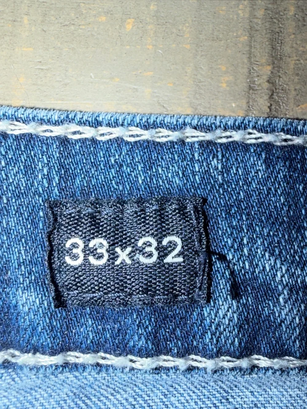 Mens BKE Nolan relaxed fit jeans size 33 jeans